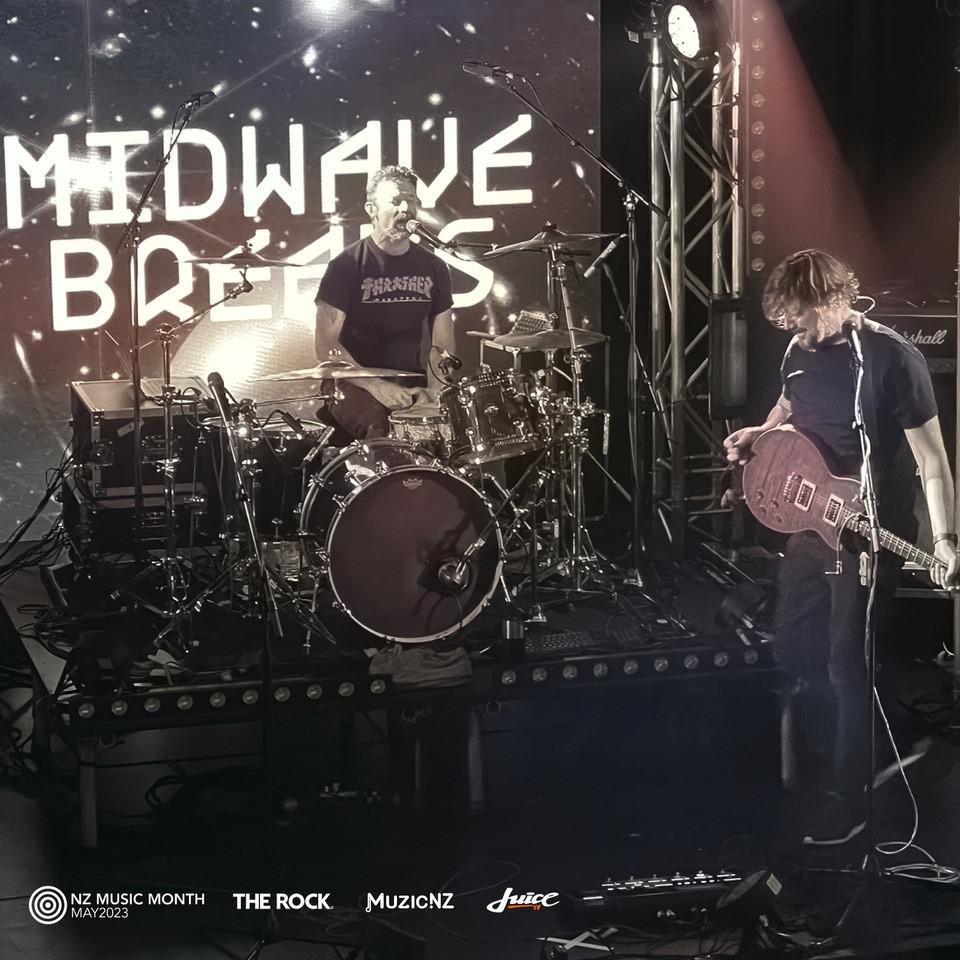 Midwave Breaks Announce their first Headline Tour of NZ