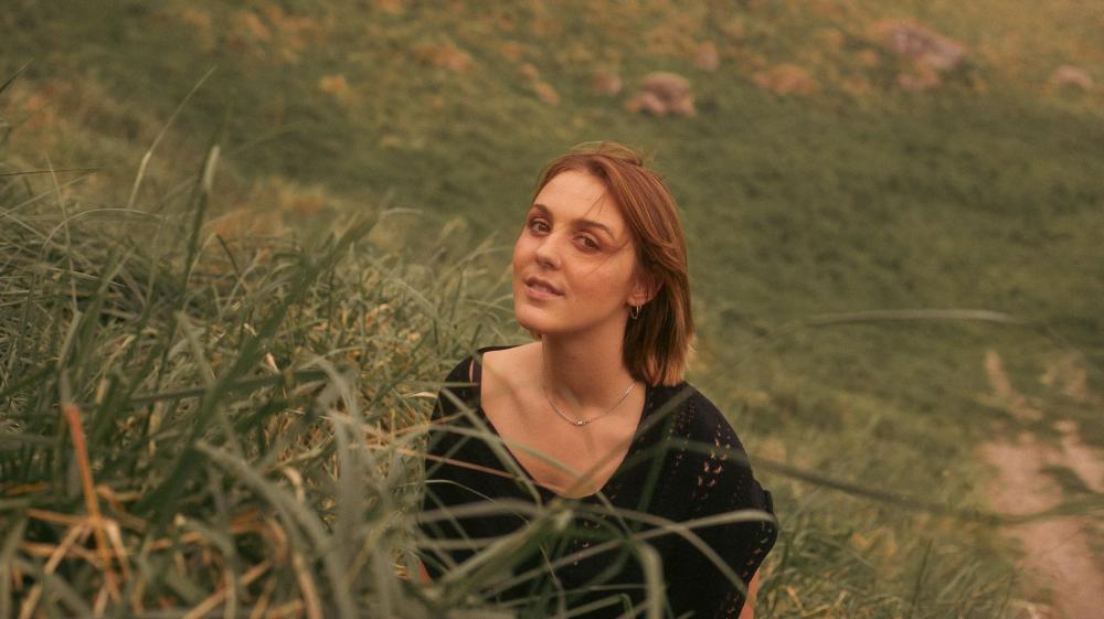 Miakie Unveils New Single 'Green Love' – A Dreamy Indie-Pop Exploration