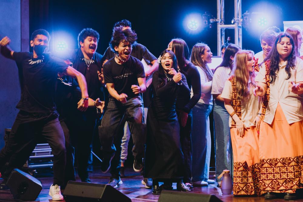 Top Shelf from Manurewa High School win the 2024 Smokefree Tangata Beats National Finals - Click For Full Story