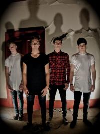 Black & Red Records sign Sails Set & release new single