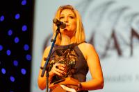 Jody Direen wins Female artist of the year at the Country Music Awards